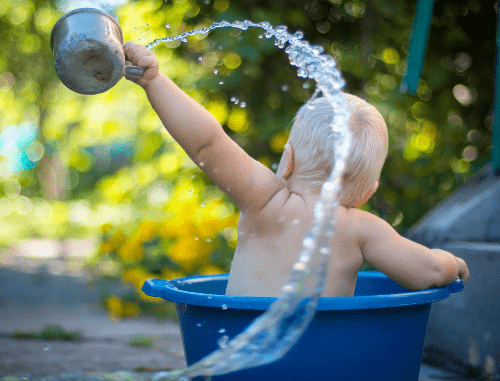 Comment apprendre à mon enfant à aller sur le pot ou les toilettes ?