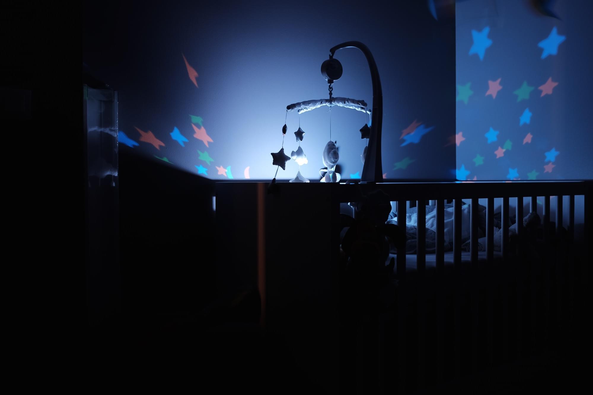 Les siestes à la crèche ont-elles forcément un impact sur la nuit de votre enfant ?