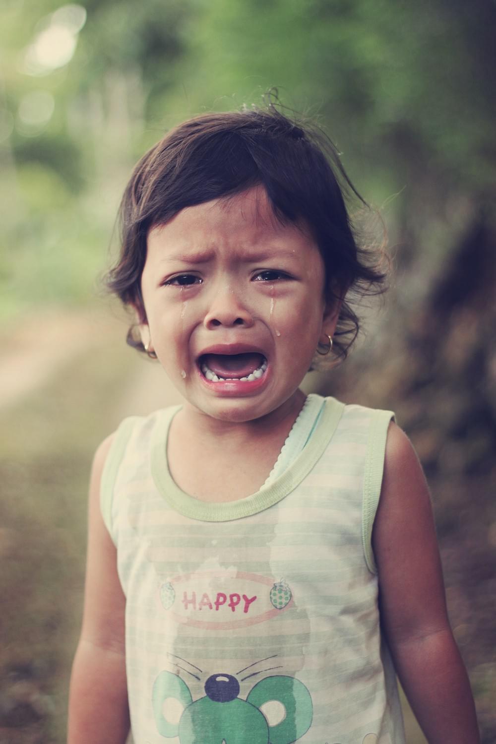 Pourquoi mon enfant pleure-t-il tous les matins et/ou tous les soirs à la crèche ?